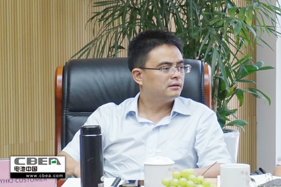 1467168545371012232.jpg 于.jpg