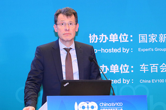 1516544815567035055.jpg 主題峰會(huì)6-Joachim Fetzer-Brusa Elektronik AG總裁(4).jpg