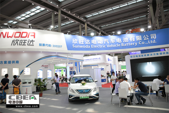 1527652206112080508.jpg CI2A2432 di.jpg