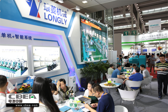 1527674577782067666.jpg CI2A2098 di.jpg