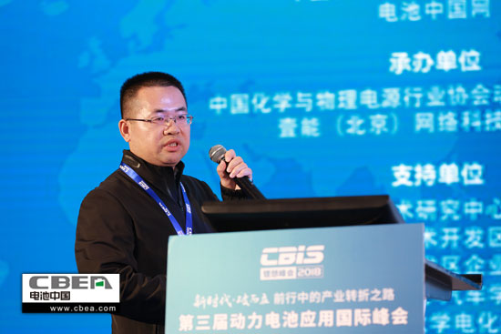 上海電巴:電動(dòng)汽車快換技術(shù)帶來(lái)新商業(yè)模式 上海電巴:電動(dòng)汽車快換技術(shù)帶來(lái)新商業(yè)模式