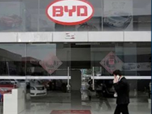 捷豹路虎就電池供應(yīng)與比亞迪談判 后者或?qū)⒃谟⒔◤S