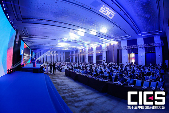 共建儲能生態鏈 銀隆再獲產業最具影響力大獎 共建儲能生態鏈 銀隆再獲產業最具影響力大獎