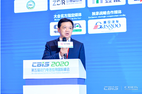 國家科技成果轉化基金新能源汽車創(chuàng)業(yè)投資子基金合伙人兼總裁方建華主持“發(fā)掘動力電池產(chǎn)業(yè)鏈價值與機會”主題論壇 國家科技成果轉化基金新能源汽車創(chuàng)業(yè)投資子基金合伙人兼總裁方建華主持“發(fā)掘動力電池產(chǎn)業(yè)鏈價值與機會”主題論壇