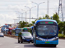 銀隆授牌創(chuàng)建廣東省新能源車裝配件定制標(biāo)準(zhǔn)化試點(diǎn)