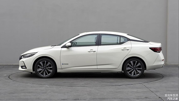 預(yù)計售價10萬至15萬元 百公里油耗4.1L 軒逸e-Power月底發(fā)布 預(yù)計售價10萬至15萬元 百公里油耗4.1L 軒逸e-Power月底發(fā)布