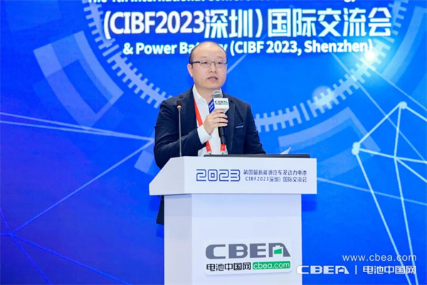 凌頂能源梅驁:快充與換電將帶來補能模式變革 凌頂能源梅驁:快充與換電將帶來補能模式變革