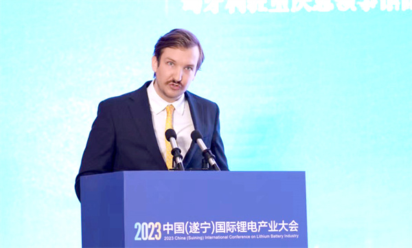 匈牙利駐重慶總領(lǐng)事館副領(lǐng)事歐陽(yáng)大衛(wèi)：匈牙利的電池產(chǎn)業(yè)及投資環(huán)境介紹