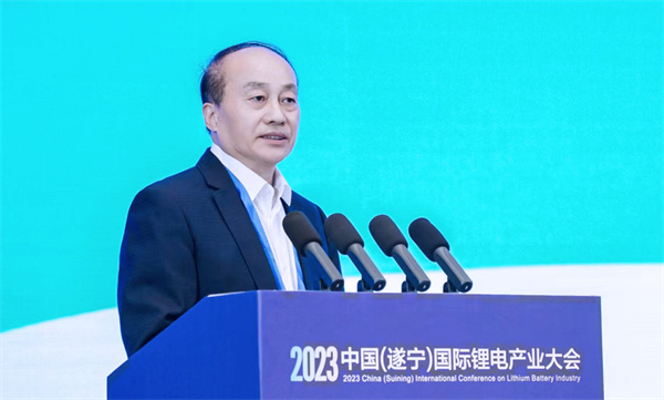 福州大學(xué)材料科學(xué)與工程學(xué)院院長(zhǎng)張久俊：能源存儲(chǔ)和轉(zhuǎn)換中鈉離子電池的研發(fā)進(jìn)展