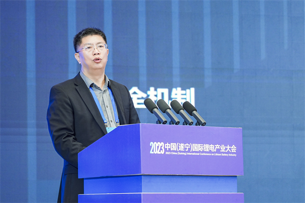 安邁特李永偉:一次蒸鍍成膜技術將加速復合集流體的量產化應用 安邁特李永偉:一次蒸鍍成膜技術將加速復合集流體的量產化應用