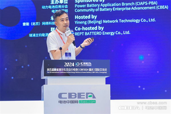 動力電池實(shí)現(xiàn)“千里躍遷” 動力電池實(shí)現(xiàn)“千里躍遷”