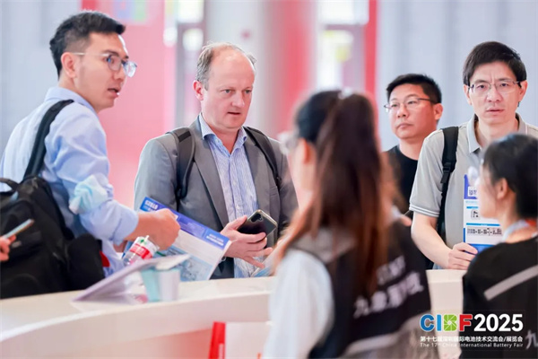 再創(chuàng)新高!參展商超3200家,CIBF2025今日盛大開幕! 再創(chuàng)新高!參展商超3200家,CIBF2025今日盛大開幕!