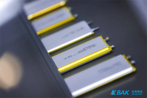 比克電池亮相CIBF2025,全品類布局構建發展“芯”引擎 比克電池亮相CIBF2025,全品類布局構建發展“芯”引擎