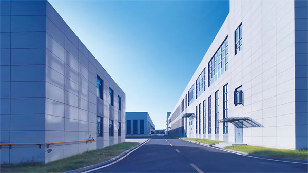 曼恩斯特重點支持CBIS2025丨曼恩斯特自研突破雙層雙控陶瓷模頭技術壁壘 引領鋰電智造創新升級 曼恩斯特重點支持CBIS2025丨曼恩斯特自研突破雙層雙控陶瓷模頭技術壁壘 引領鋰電智造創新升級