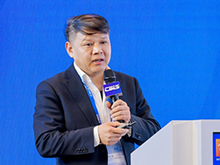 華清高科耿立波發(fā)表主題演講：電動(dòng)汽車?yán)鋮s液的技術(shù)破局：如何實(shí)現(xiàn)電池的“本征安全”